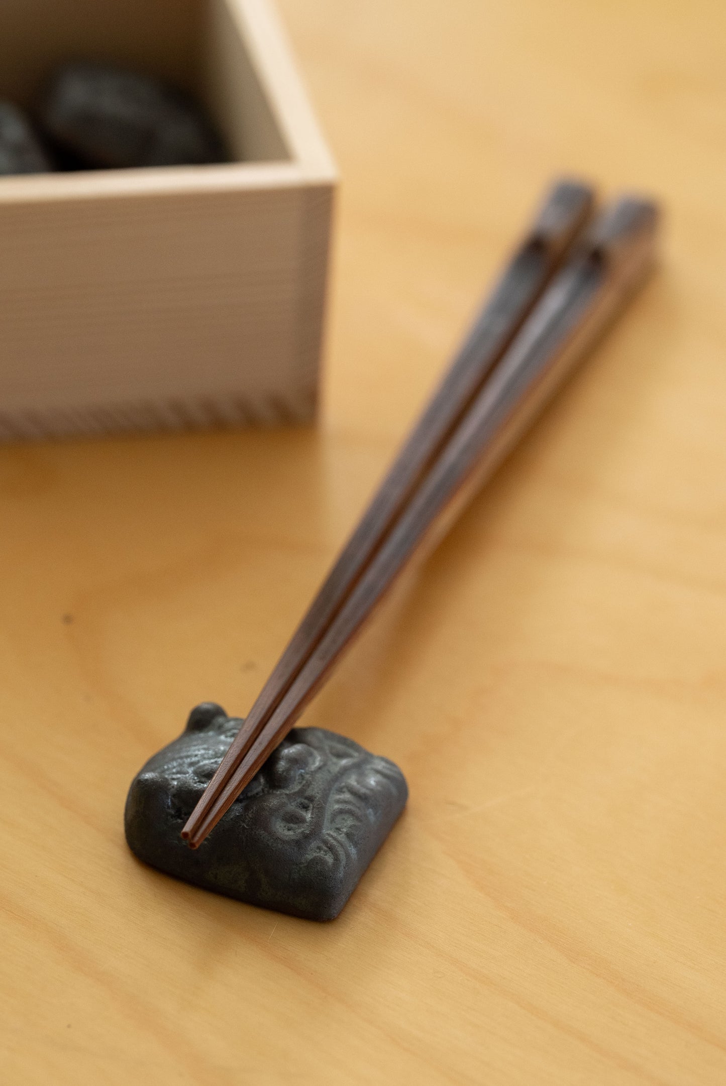 Oni-Gawara Chopstick Rest by Echizen Seramica